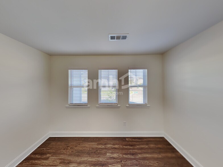 Building Photo - 4009 Birchfield Pl