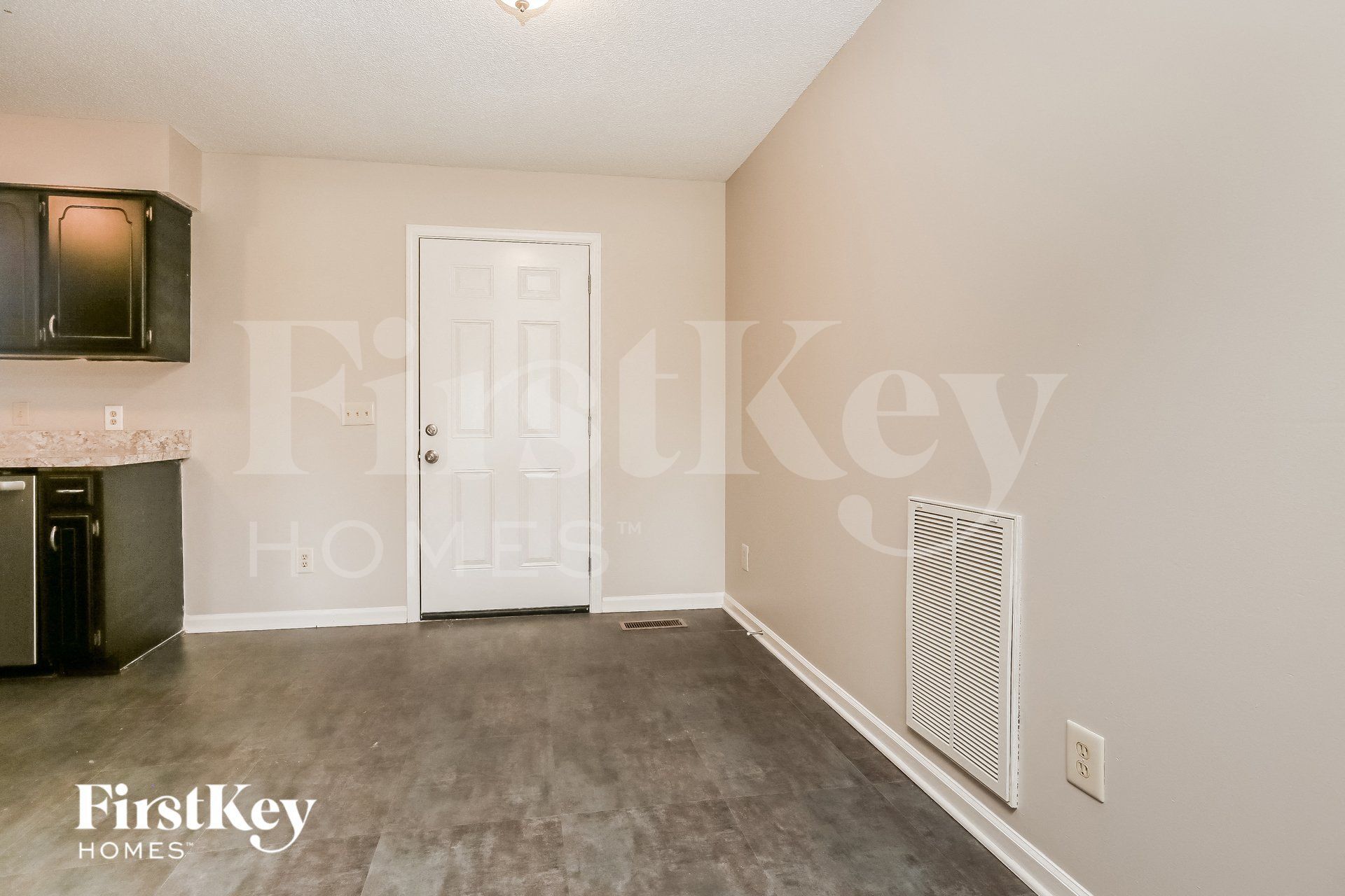 Building Photo - 5496 Burnt Knob Rd