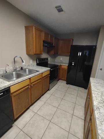 Building Photo - 1613 Wavecrest Dr