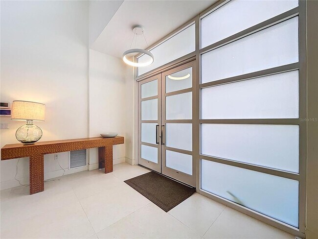 Building Photo - 1347 Harbor Dr