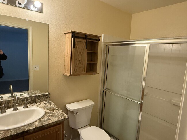 Building Photo - 3 bedroom, 2 bathroom-Reno/Stead area