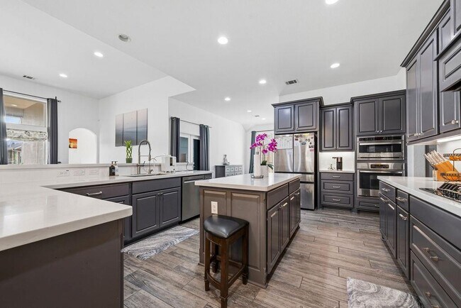 Building Photo - 504 Montalcino Ln