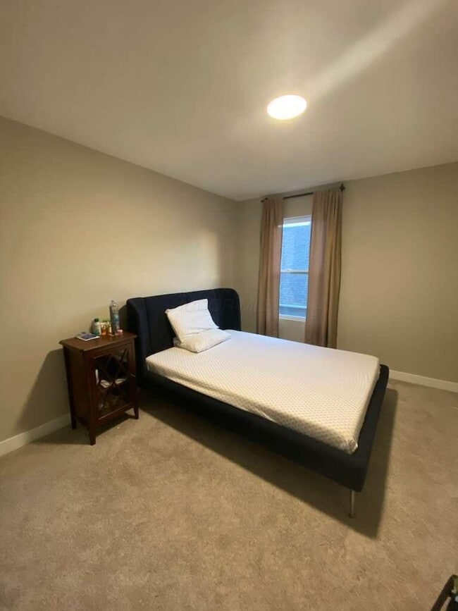 Building Photo - 7184 Celebration Dr