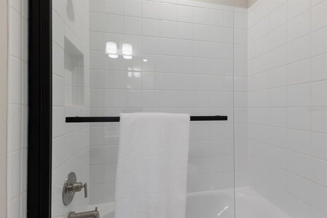 Building Photo - 9312 Tequila Sunrise Dr