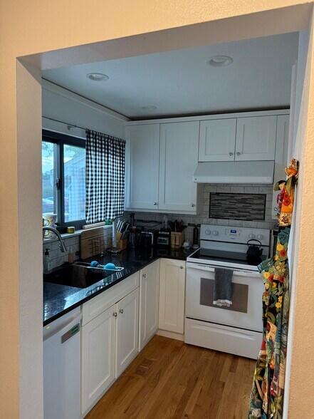 Kitchen 1 - 8960 Carr St
