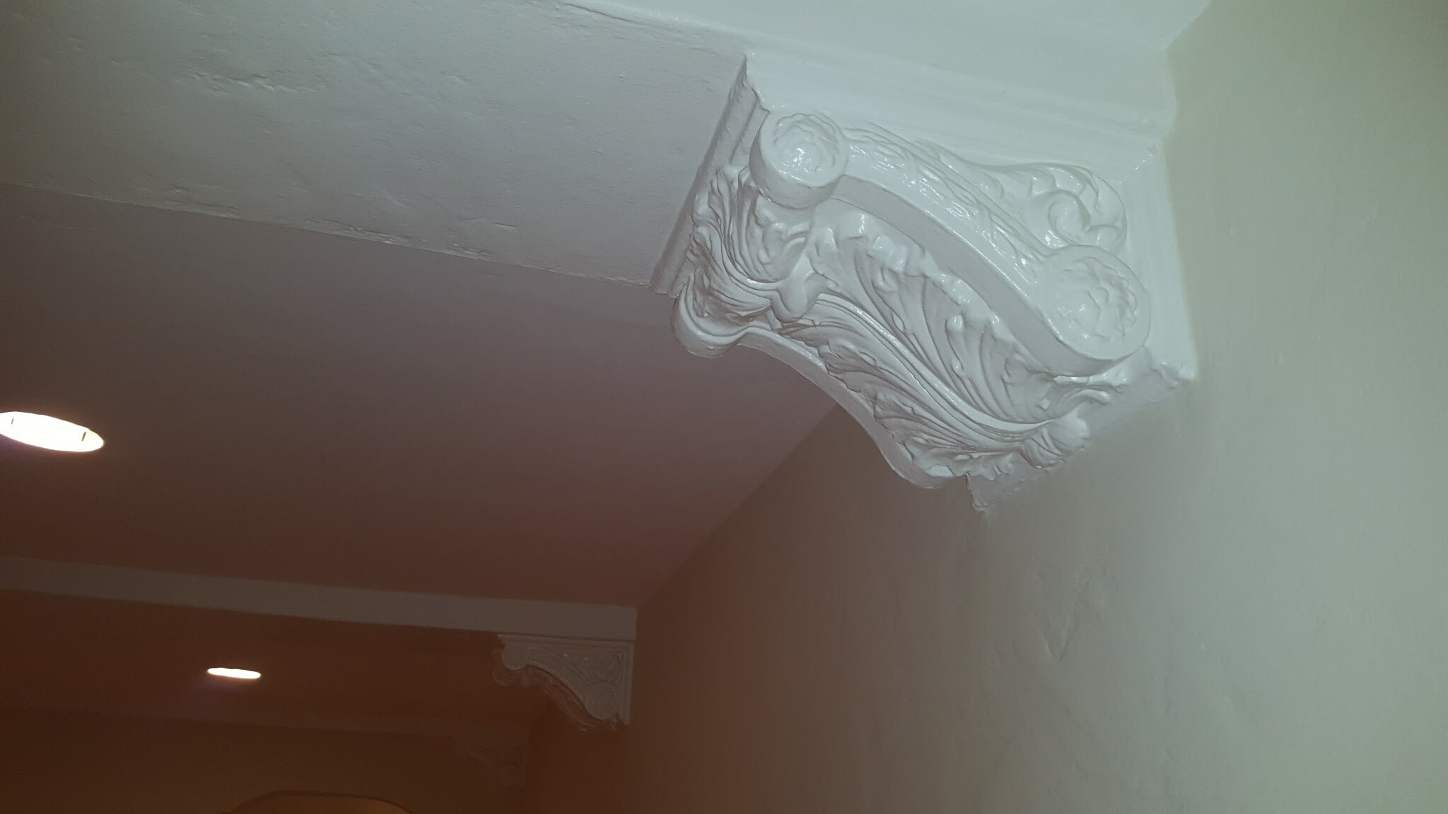 Original Crown Molding and Woodwork - 1103 S Crescent Heights Blvd