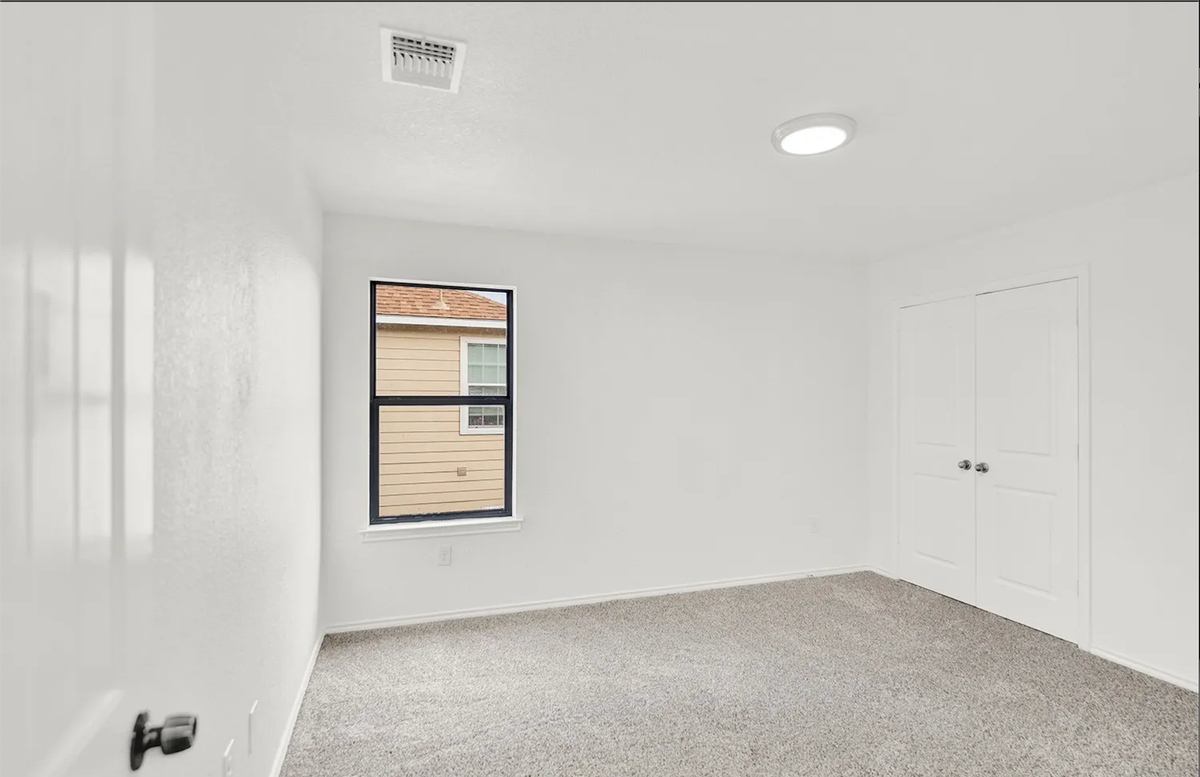 Building Photo - 2219 Sundrop Bay