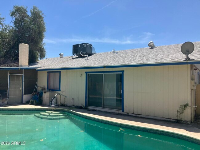 Building Photo - 6420 W College Dr