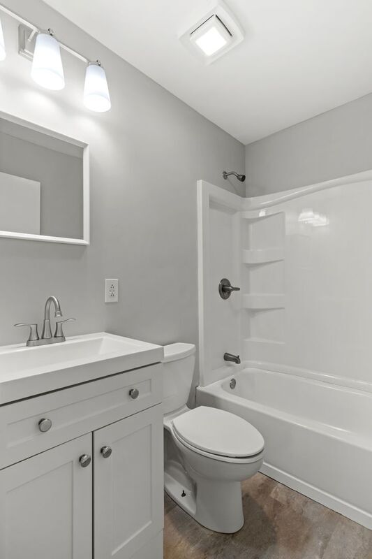 Building Photo - 1560 Estes Dr