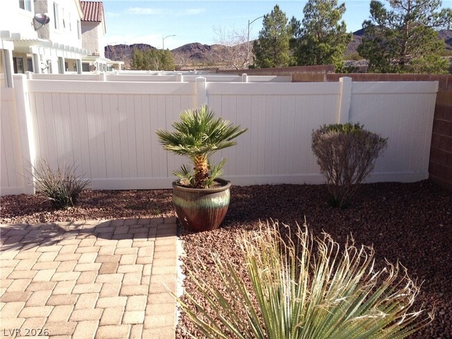 Building Photo - 1617 Lefty Garcia Way