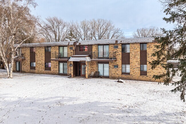 Building Photo - Allen Avenue