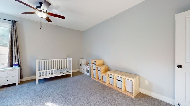 Building Photo - Luxury Home in gated Hampstead Community