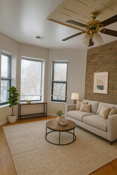 Building Photo - 4053 S Calumet Ave