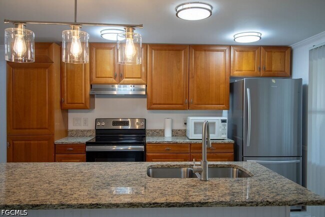 Building Photo - 5506 Virginia Dare Ln