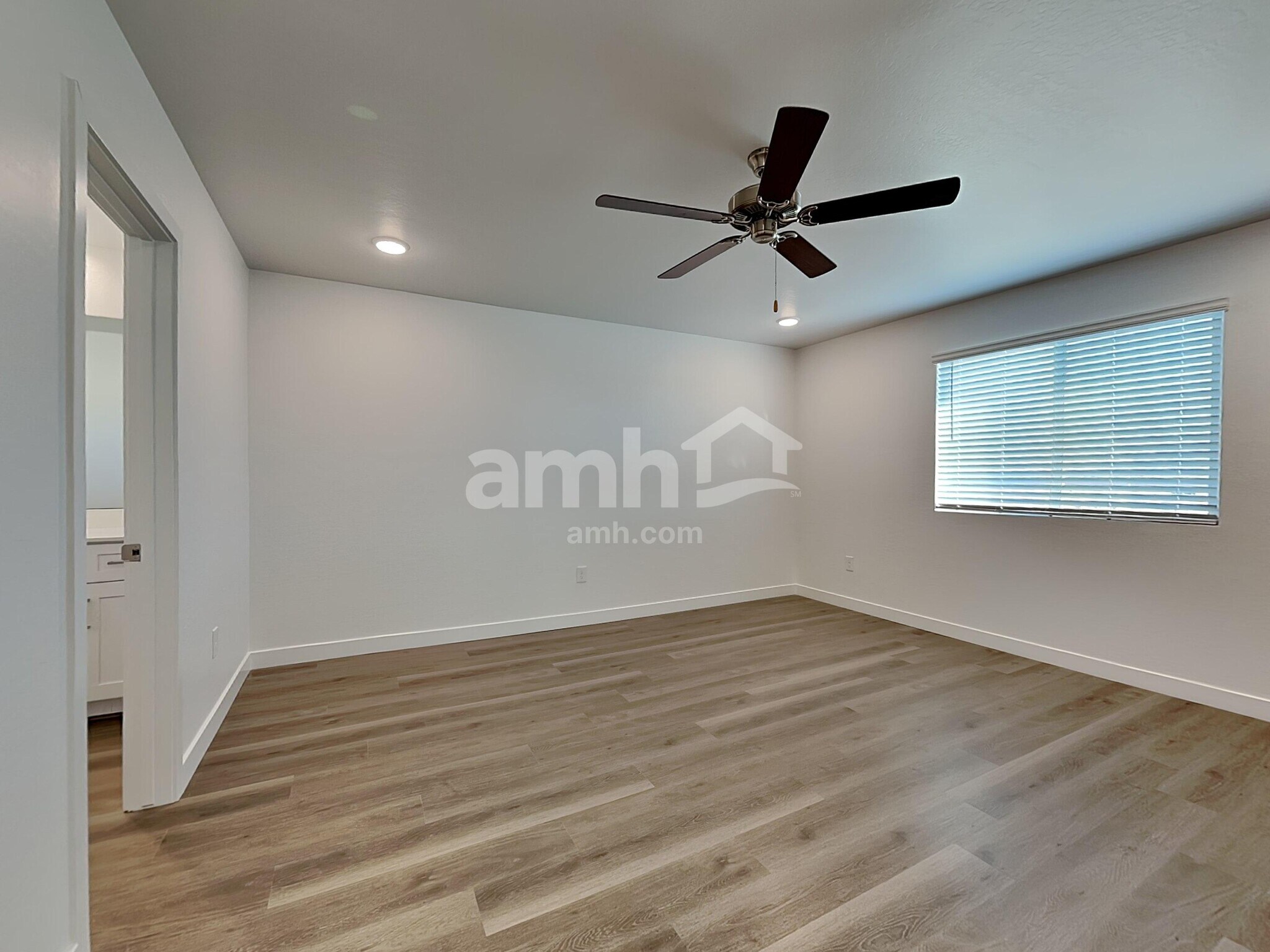Building Photo - 9745 W Luxton Ln
