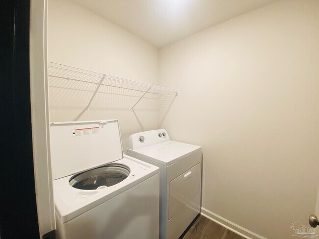 Building Photo - 10954 Blacktail Loop