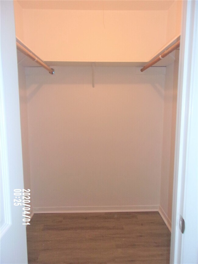 Building Photo - 2015 Cannonade Dr