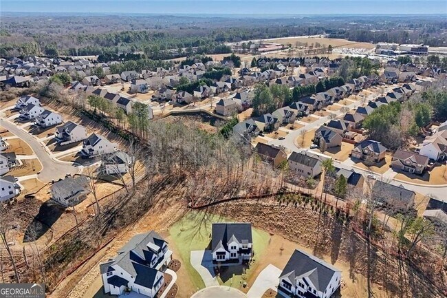 Building Photo - 2815 Medford Dr