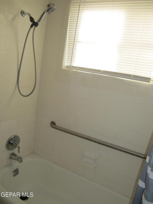 Building Photo - 3606 Taylor Ave