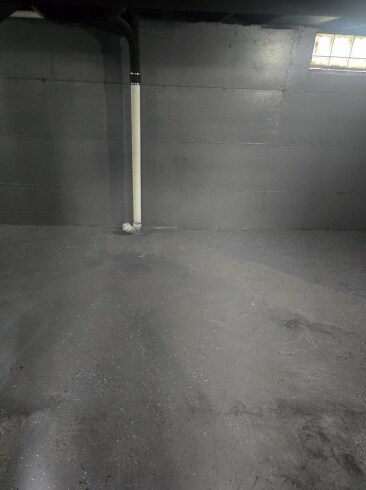 Building Photo - 14550 Northlawn St