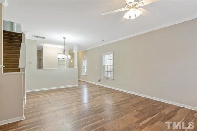 Building Photo - Golf Course Townhome