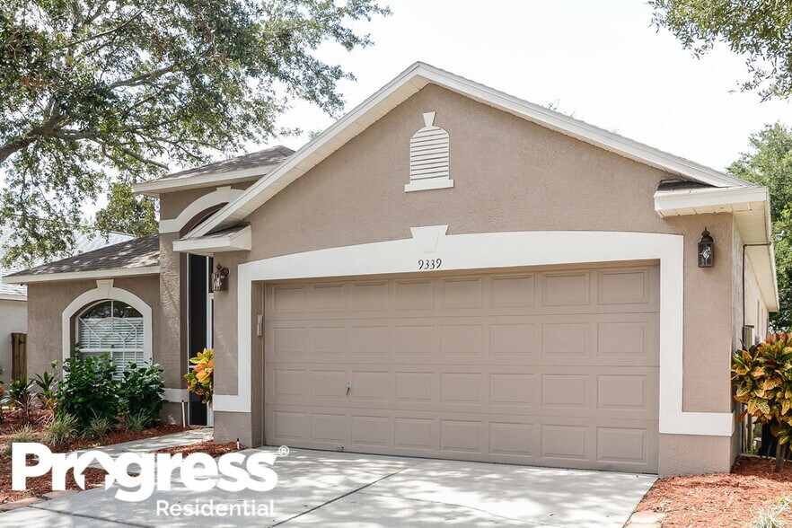 Building Photo - 9339 Hidden Water Cir