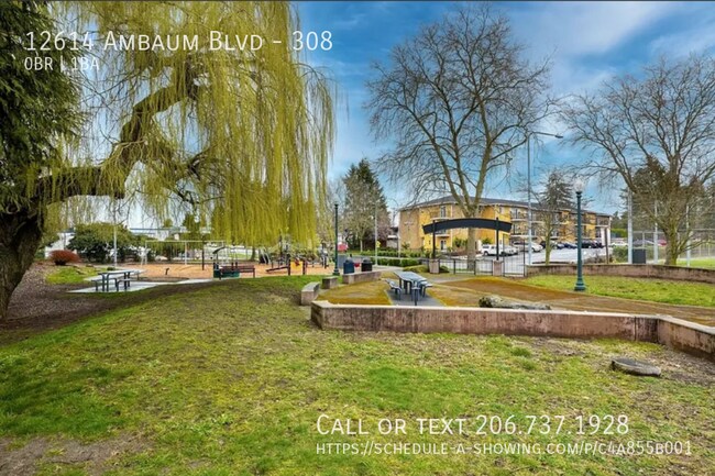 Building Photo - 12614 Ambaum Blvd SW