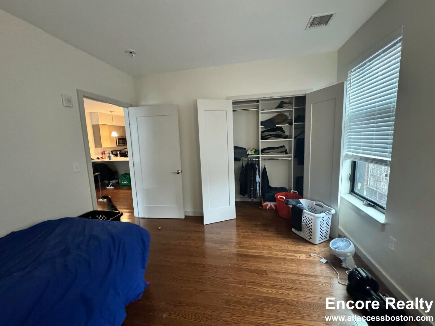 Building Photo - 516 Harvard St