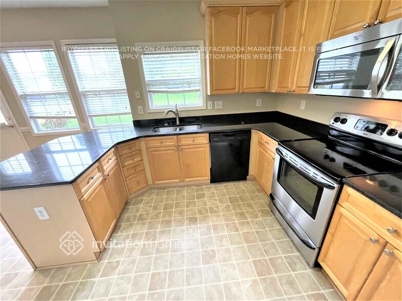 Building Photo - 120 Morrocroft Ln