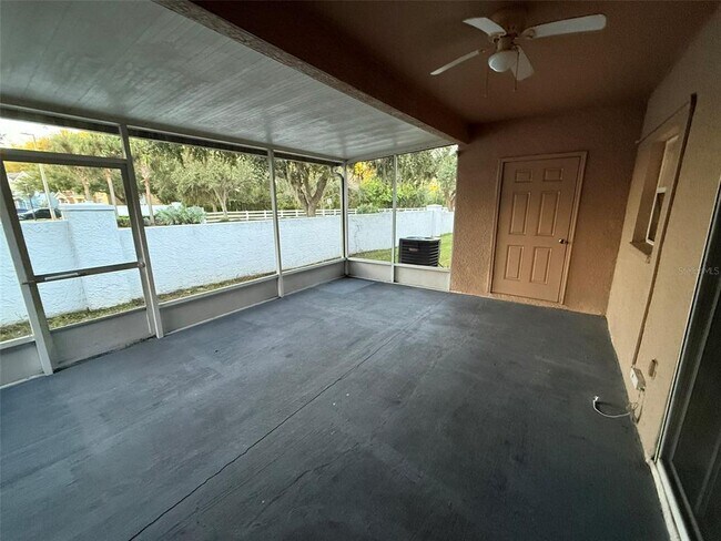 Building Photo - 1325 Lyonshire Dr