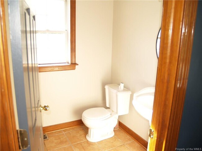 Building Photo - 11950 Union Camp Rd