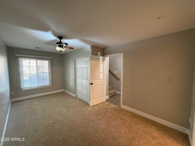 Building Photo - 1298 S Owl Dr