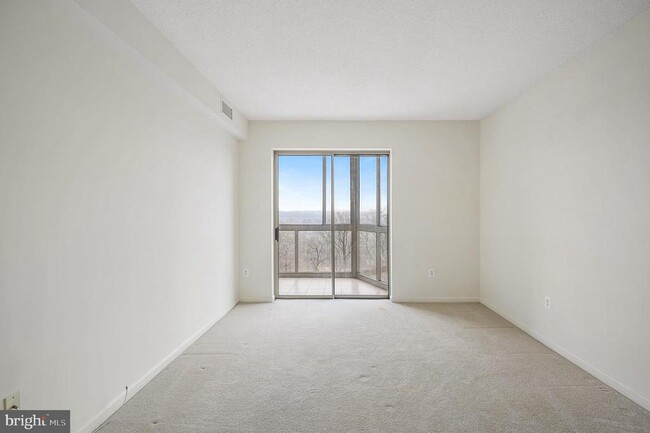 Building Photo - 19355 Cypress Ridge Terrace