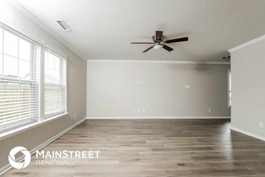 Building Photo - 753 Runningbrook Ln