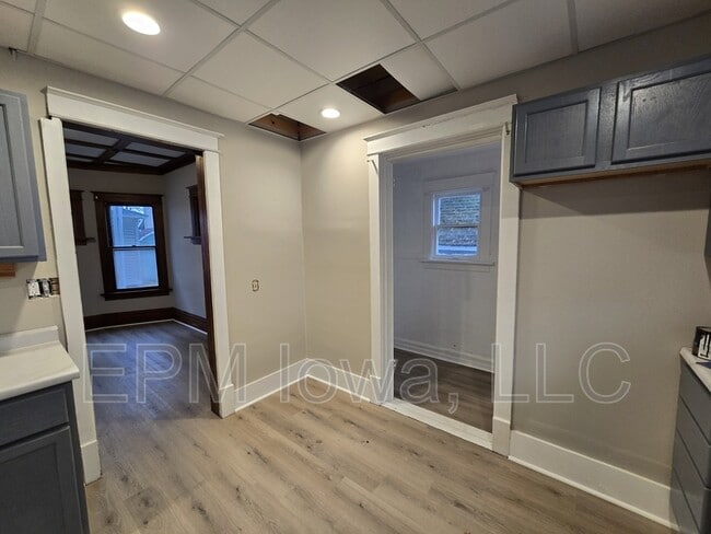 Building Photo - 349 17th St SE