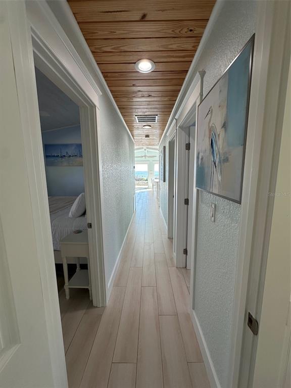 Building Photo - 5 Park Ave