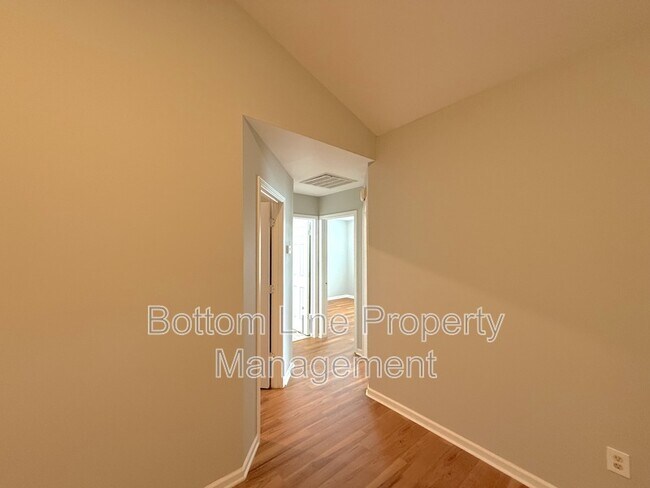 Building Photo - 5503 Windy Valley Dr