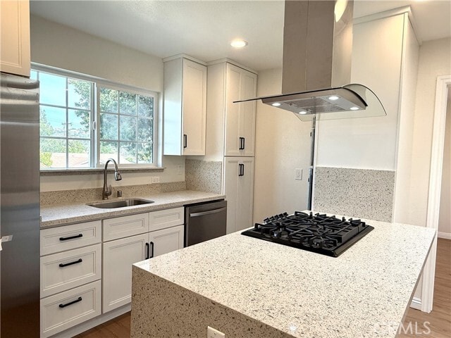 Building Photo - 131 N Pintado Dr