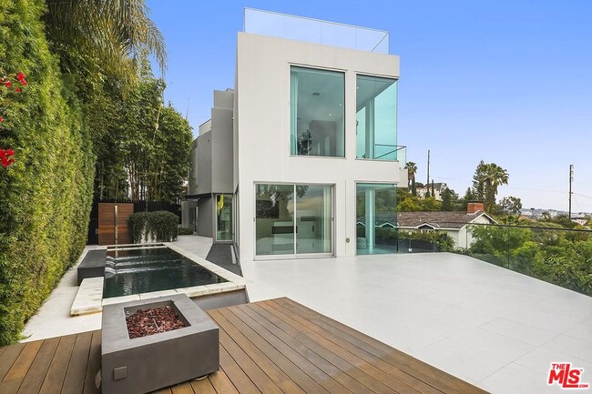 Building Photo - 1377 Miller Pl