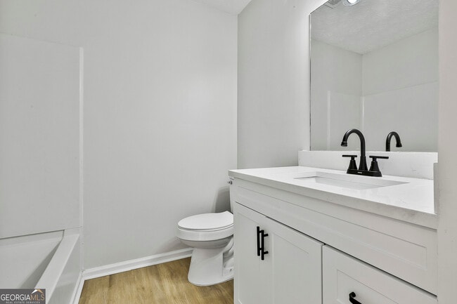 Building Photo - 76 Championship Ct