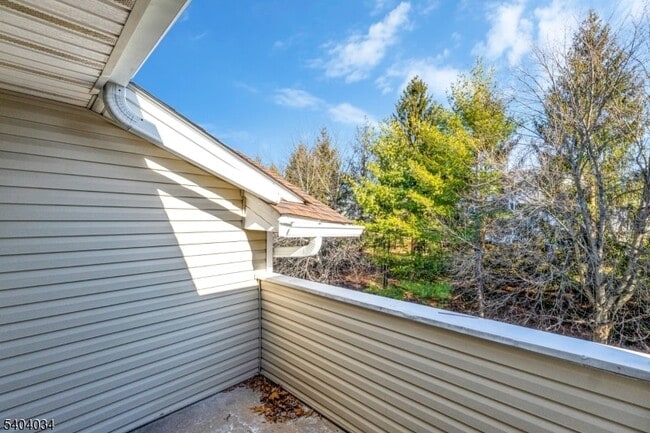 Building Photo - 20 Academy Ct