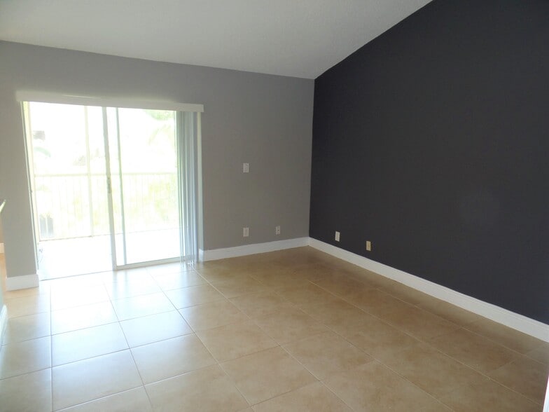 Building Photo - 5740 Rock Island Rd