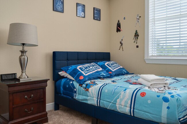 Building Photo - 7673 Heritage Crossing Way