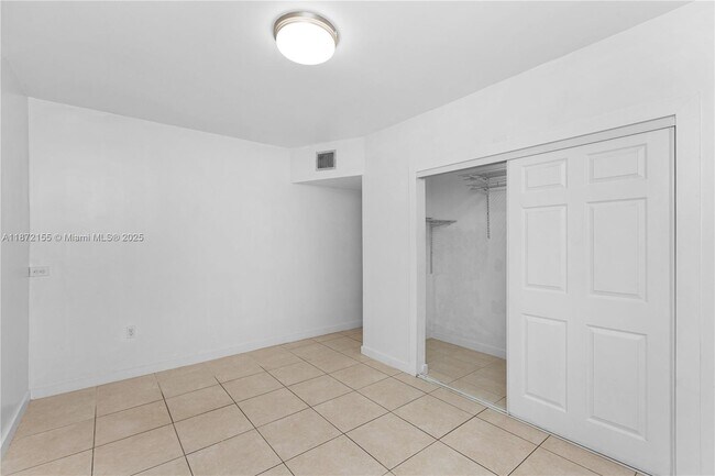Building Photo - 251 NW 110th St