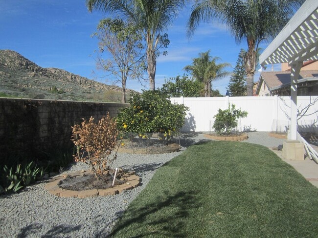 Building Photo - HIDDEN SPRINGS HACIENDA