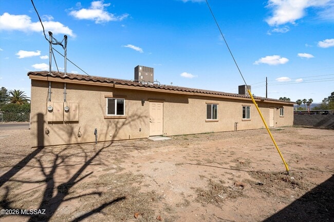 Building Photo - 5405 S Masterson Ave