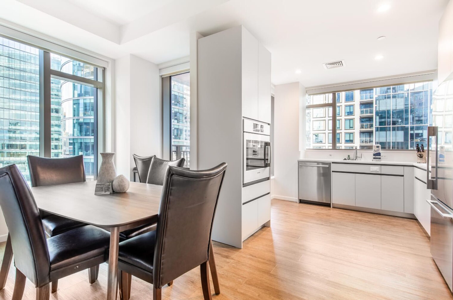 Building Photo - 131 Seaport Blvd