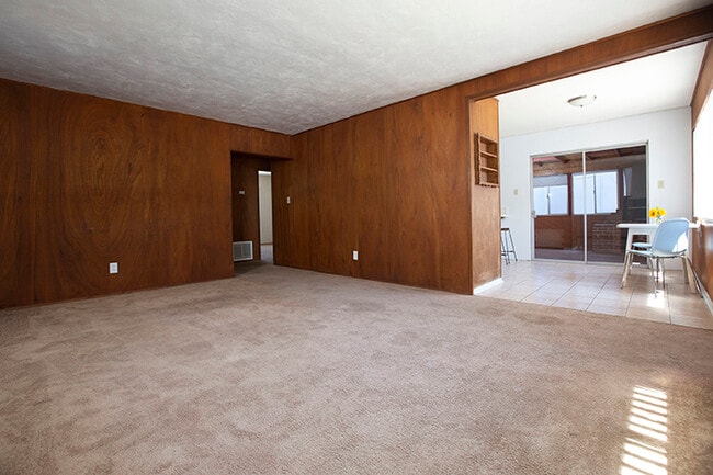 Building Photo - 3536 Wawona Dr