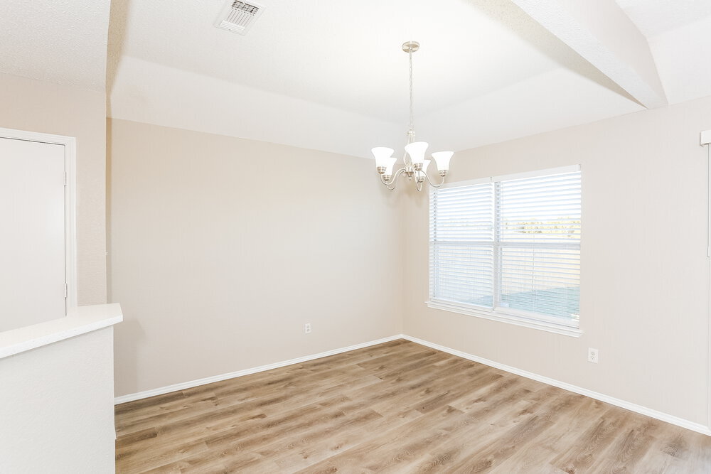 Building Photo - 1041 Glencrest Dr