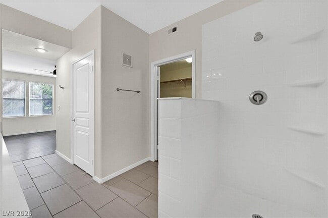 Building Photo - 908 Domnus Ln